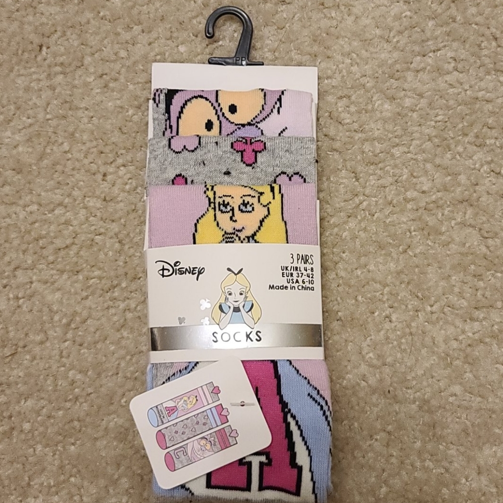 NWT Alice in Wonderland socks